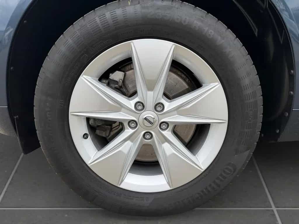 Volvo XC60 Core AWD AHK Digitales Cockpit Soundsystem 04/2023-photo-7