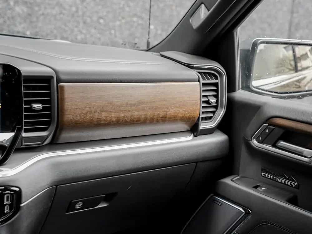 Chevrolet Silverado 2025 High Country € 65000 NIGHT PACKAGE null-photo-14