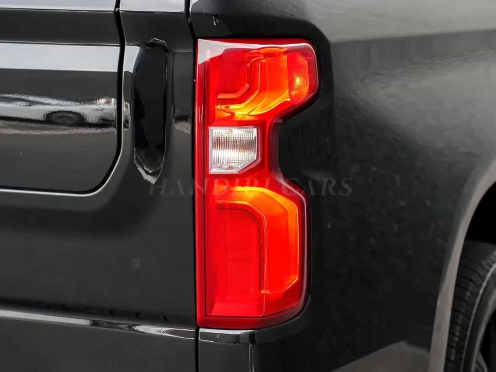 Chevrolet Silverado 2025 High Country € 65000 NIGHT PACKAGE null-photo-34