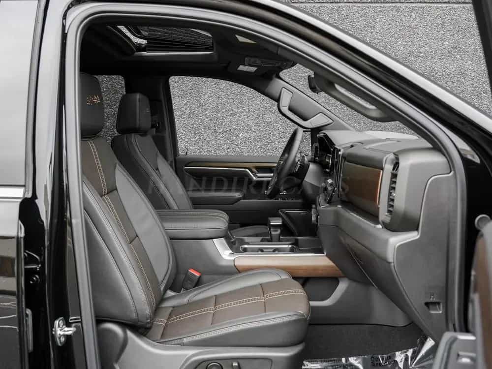 Chevrolet Silverado 2025 High Country € 65000 NIGHT PACKAGE null-photo-8