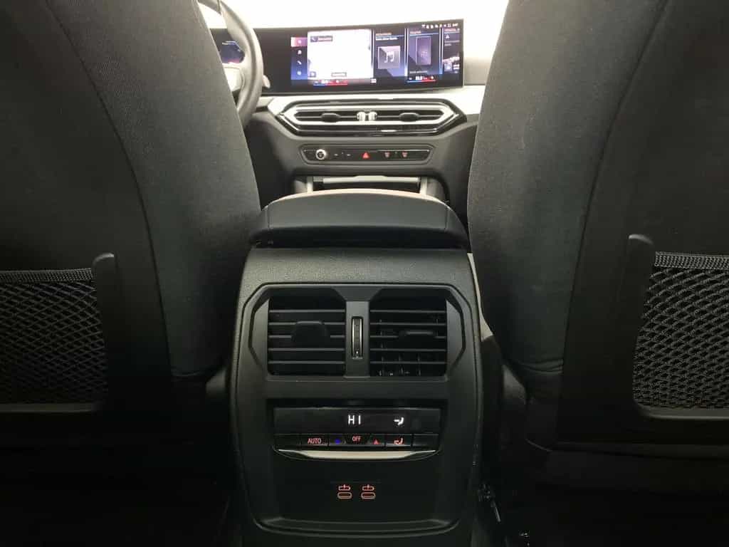BMW 320 d HUD/SHZ/PDC/NAV/KLIMA/Apple/8fach 08/2023-photo-21
