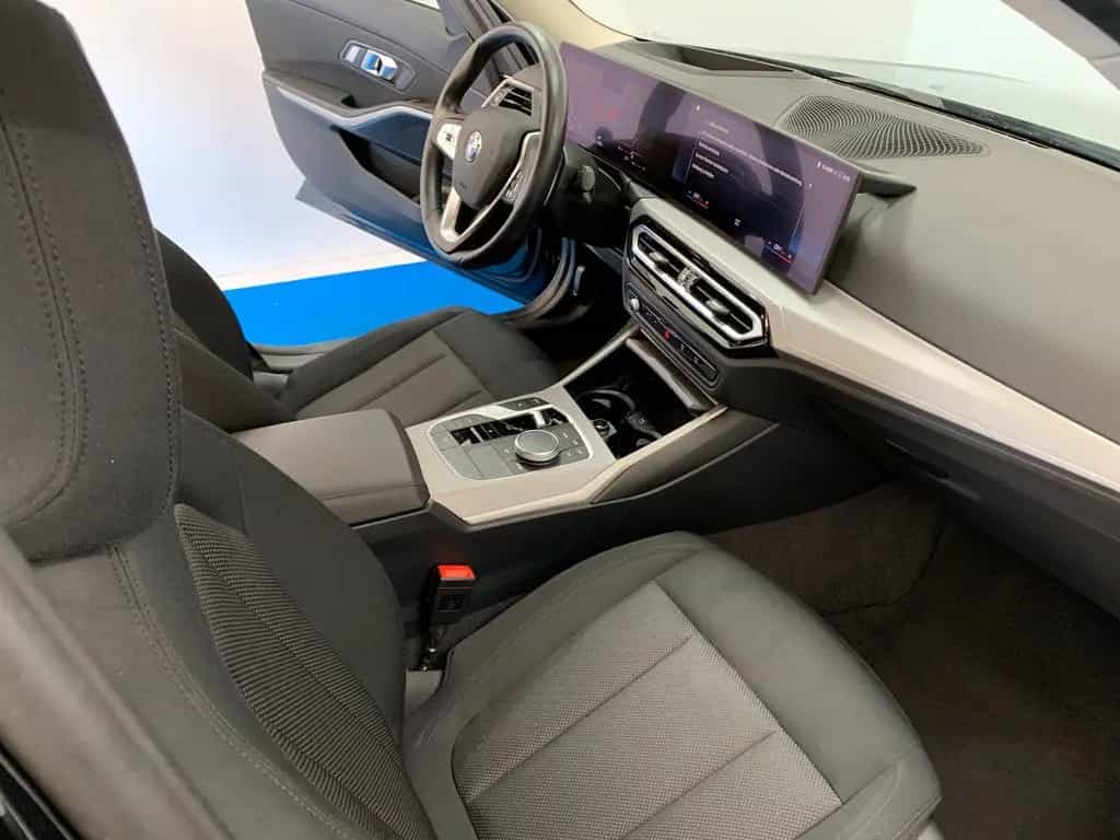 BMW 320 d HUD/SHZ/PDC/NAV/KLIMA/Apple/8fach 08/2023-photo-31