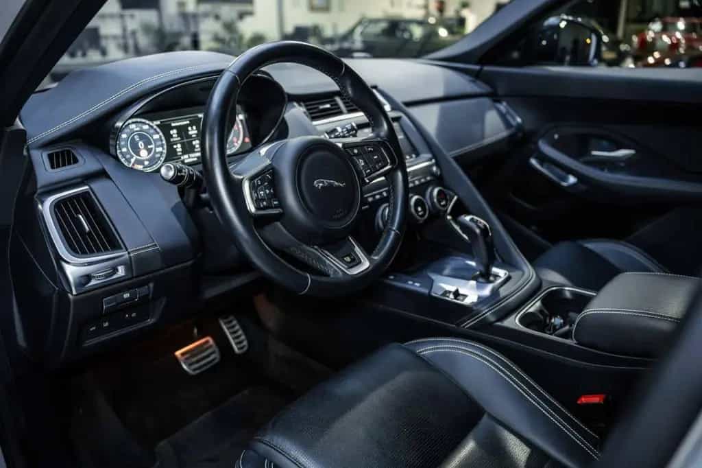 Jaguar E-Pace 2.0 D R-Dynamic S AWD Autom. NAVI LED RFK 02/2021-photo-14