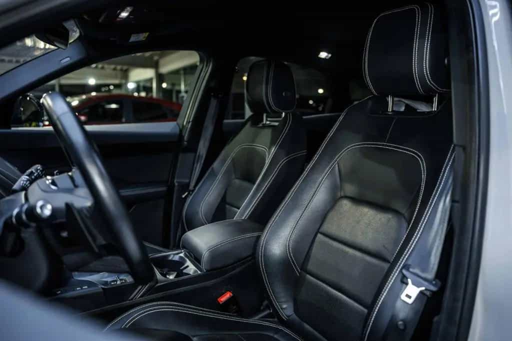 Jaguar E-Pace 2.0 D R-Dynamic S AWD Autom. NAVI LED RFK 02/2021-photo-15