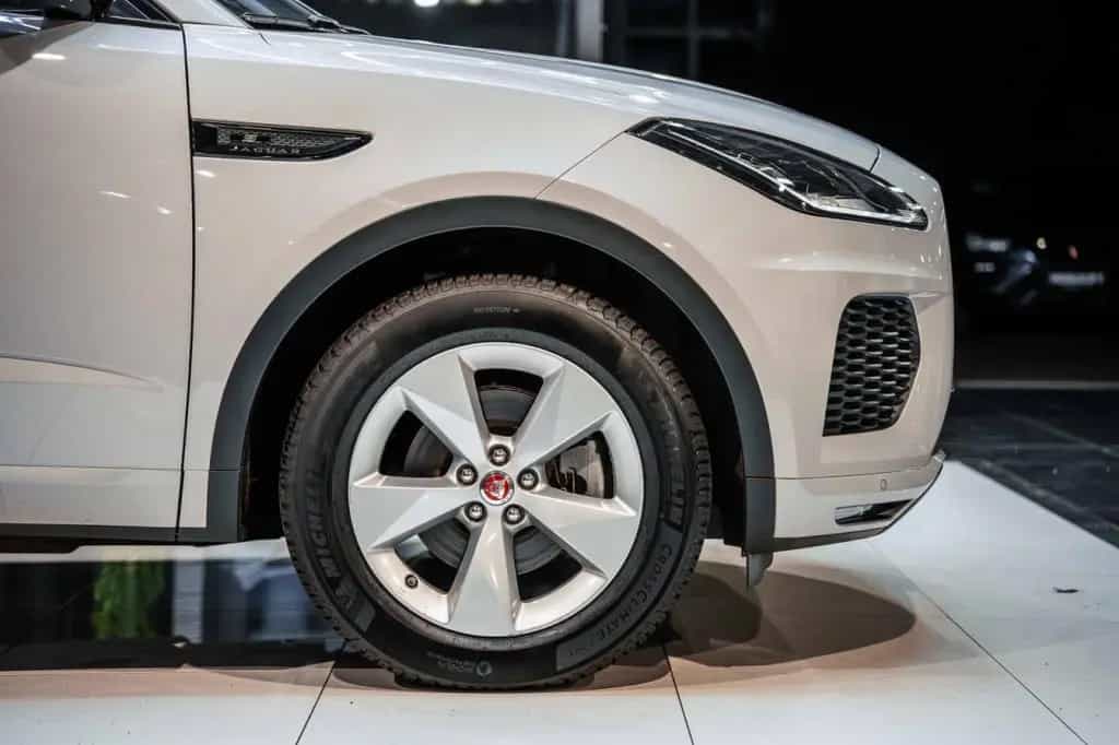 Jaguar E-Pace 2.0 D R-Dynamic S AWD Autom. NAVI LED RFK 02/2021-photo-8