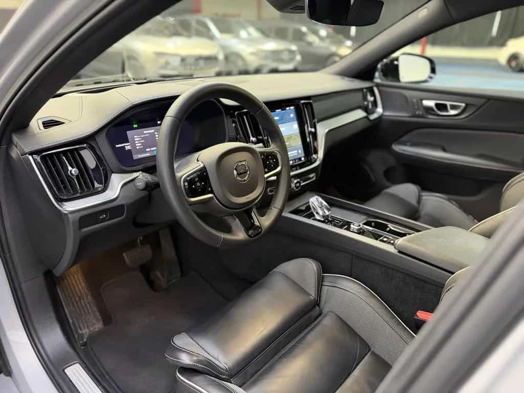 Volvo S60 Ultimate Dark AWD*5J.Garantie*PANO*HUD*VOLL* 09/2023-photo-9