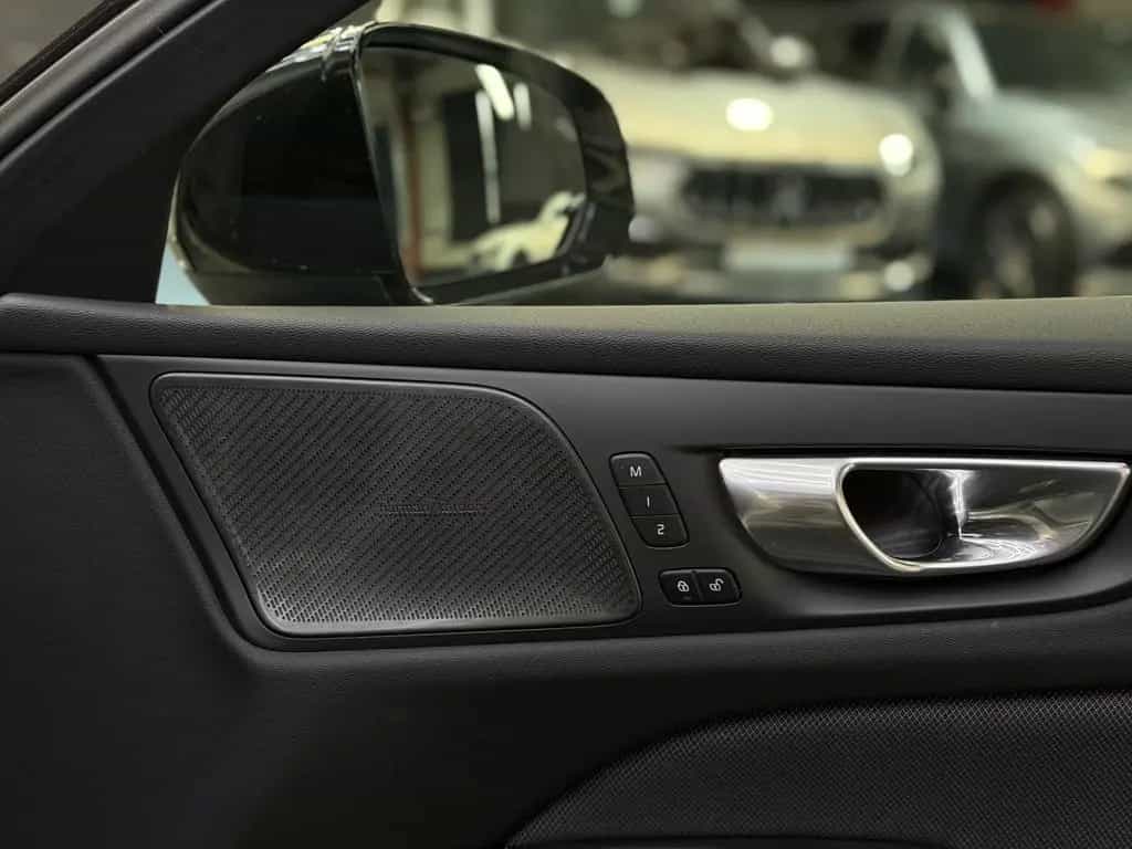 Volvo S60 Ultimate Dark AWD*5J.Garantie*PANO*HUD*VOLL* 09/2023-photo-13