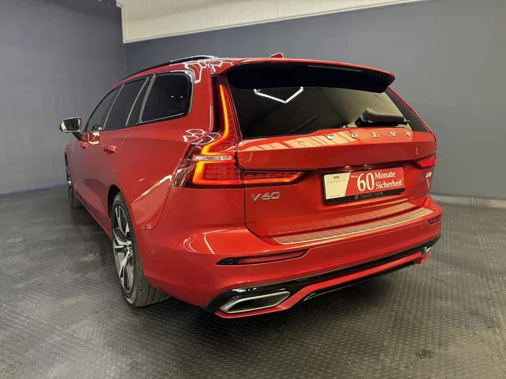 Volvo V60 R Design*3JGarantie*AppleCarPlay*360Grad* 03/2021-photo-5