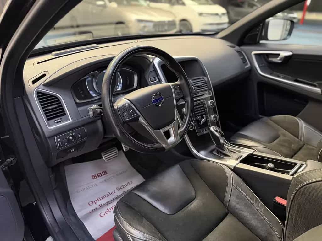 Volvo XC60 R-Design AWD|PANORAMA|3J.Garantie|ACC|LED| 12/2015-photo-14