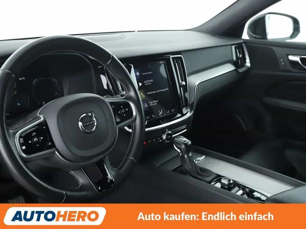 Volvo V60 2.0 D4 Inscription Aut.*NAV*LED*ACC*CAM*PDC* 12/2019-photo-9