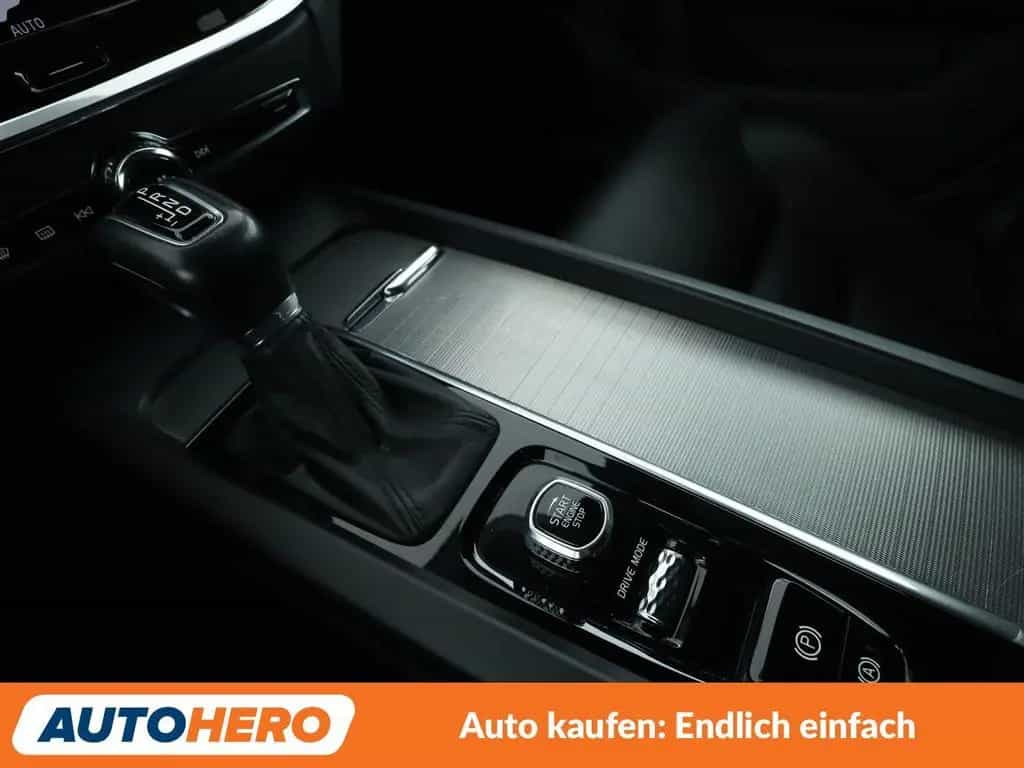 Volvo V60 2.0 D4 Inscription Aut.*NAV*LED*ACC*CAM*PDC* 12/2019-photo-23