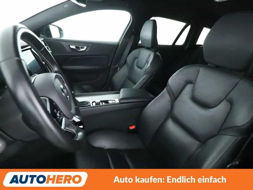 Volvo V60 2.0 D4 Inscription Aut.*NAV*LED*ACC*CAM*PDC* 12/2019-photo-8