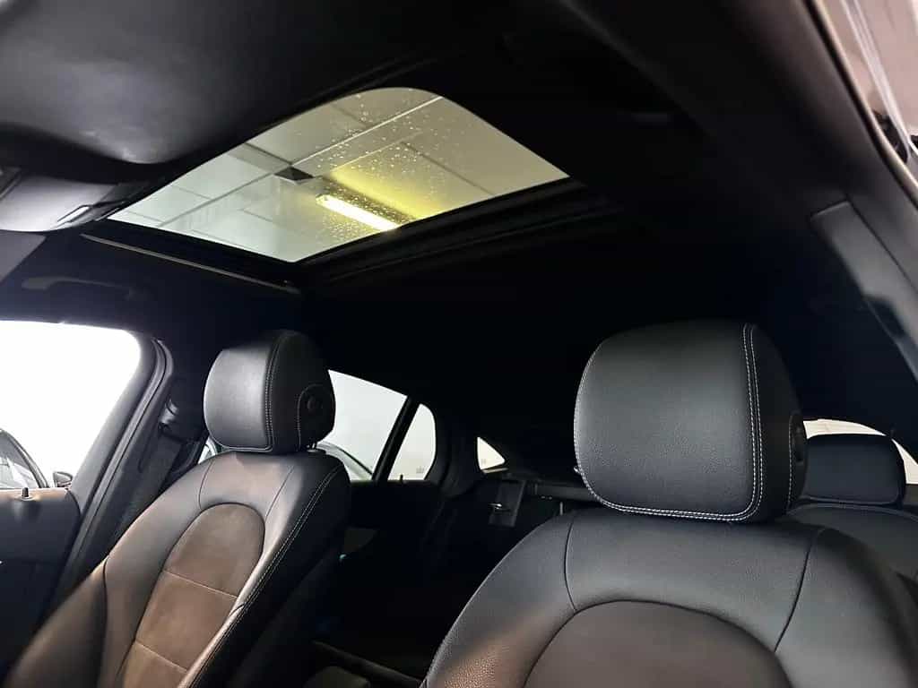 Mercedes-Benz GLC 300 AMG Line 4Matic * Schiebedach-Kamera 05/2017-photo-24