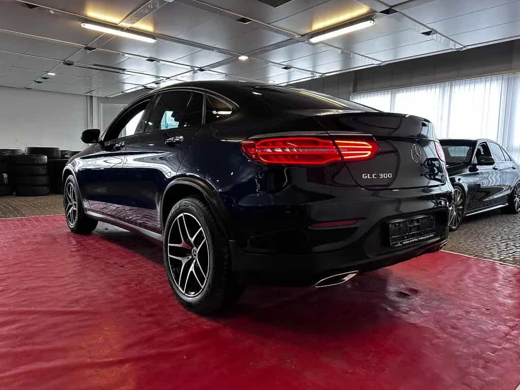 Mercedes-Benz GLC 300 AMG Line 4Matic * Schiebedach-Kamera 05/2017-photo-4