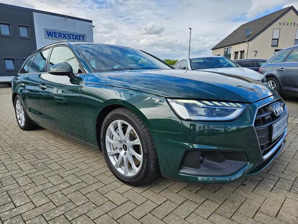 Audi A4 Avant 45 TFSI quattro S-Tronic 04/2023-photo-2