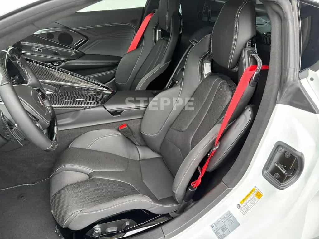 Corvette Z06 5,5 V8 Coupe Europamodell 3LZ 08/2025-photo-6