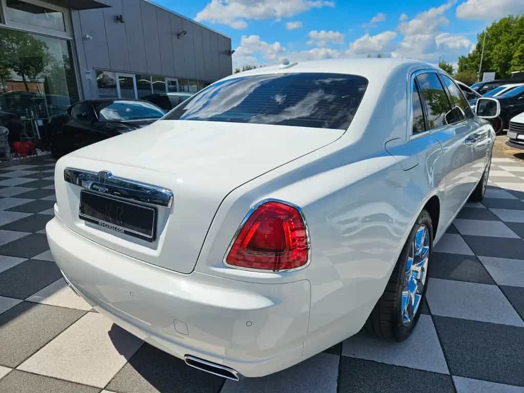Rolls-Royce Ghost Family +Executive-Aussattung 05/2011-photo-6