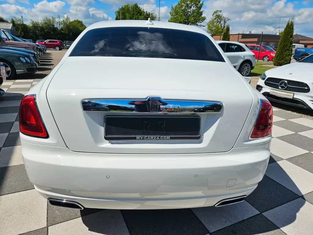 Rolls-Royce Ghost Family +Executive-Aussattung 05/2011-photo-7