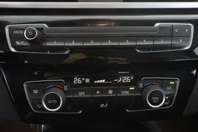 BMW X1 X1 xDrive18d xLine Plus 08/2021-photo-12