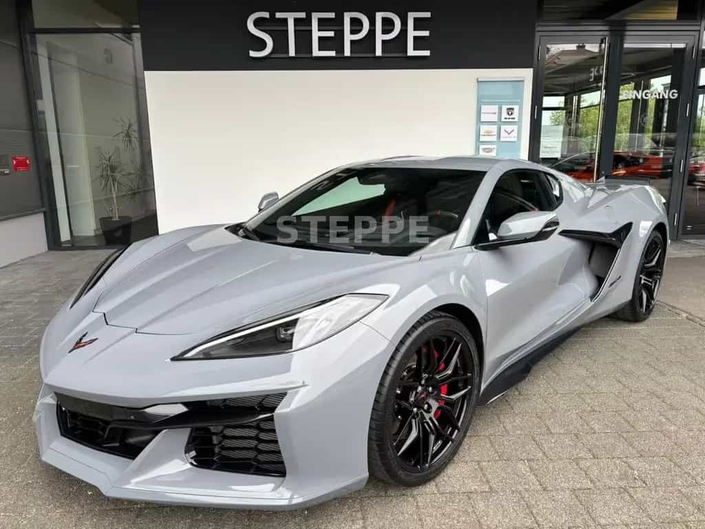 Corvette Z06 5,5 V8 Coupe Europamodell 3LZ 08/2025-photo-0