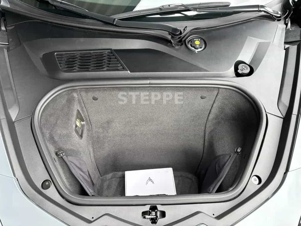 Corvette Z06 5,5 V8 Coupe Europamodell 3LZ 08/2025-photo-19