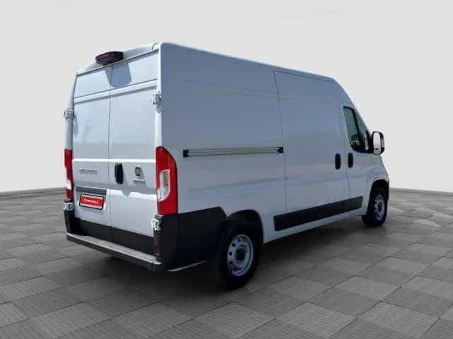 Fiat Ducato FIAT Ducato Ducato 35 2.2 Mjt 140CV PM-TM Furgon 07/2023-photo-4
