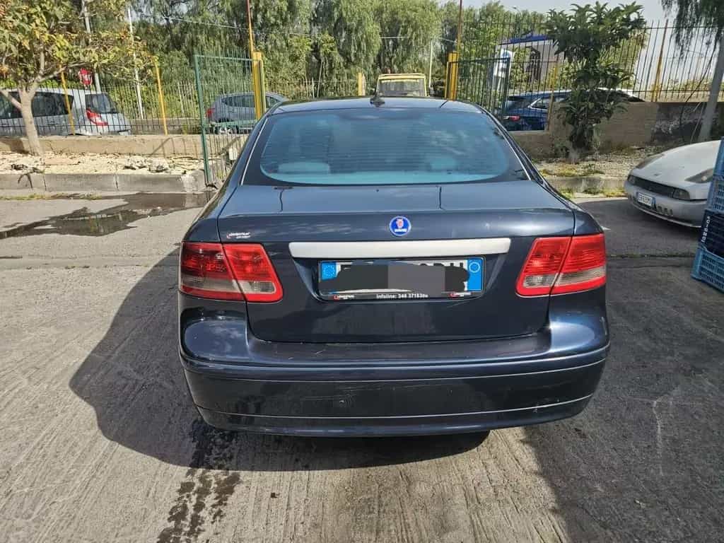 Saab 9-3 SportHatch 1.9 TiD DPF Linear 08/2010-photo-3