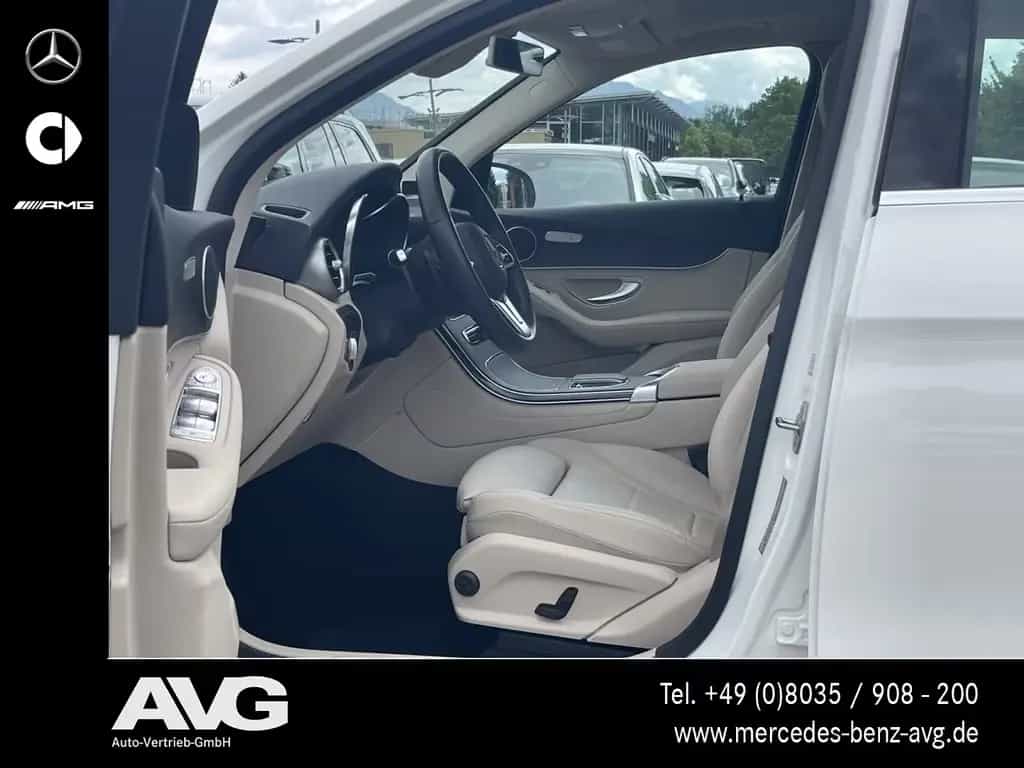 Mercedes-Benz GLC 200 4M Pano MBUX Standhe. DISTRONIC LED 360° 01/2020-photo-9