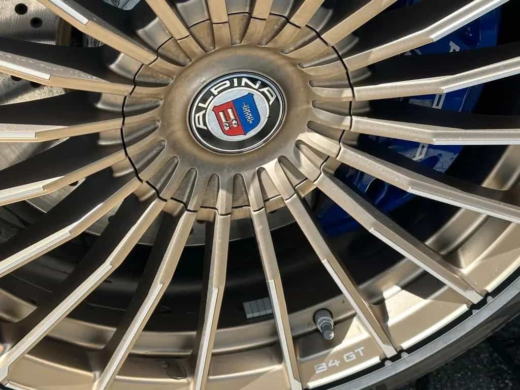 ALPINA B4 3.0 Allrad GT +GlasSD +Hifi h/k +360°+DA Prof 07/2025-photo-17