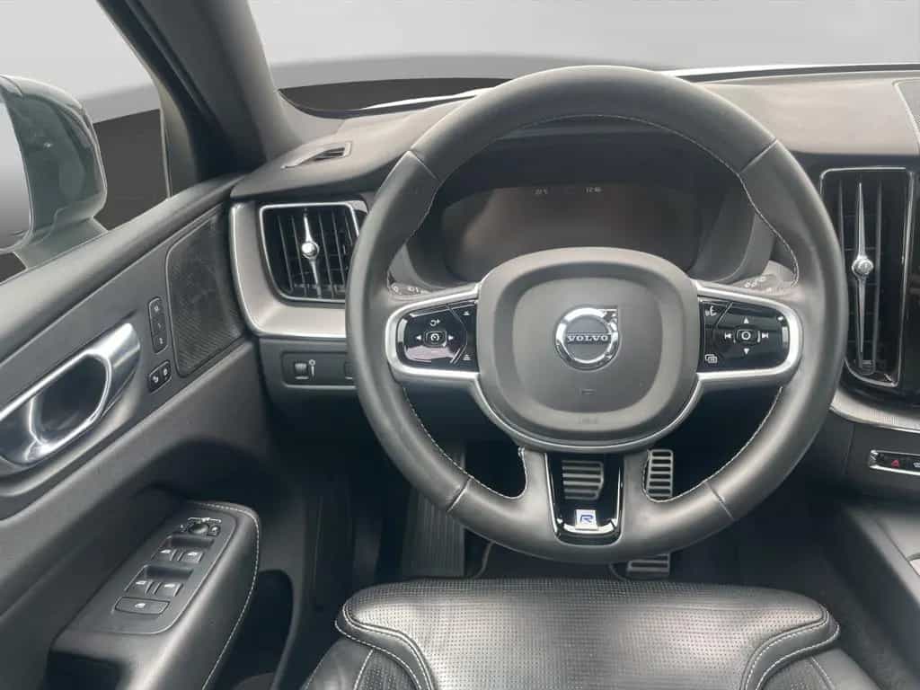 Volvo XC60 B5 D AWD R Design/Panora/AHK/Memory/Head-Up 12/2019-photo-7