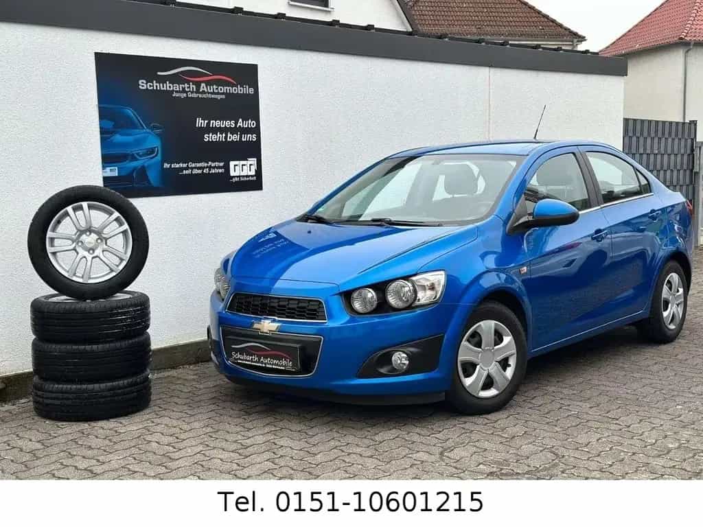 Chevrolet Aveo Lim. LT+ Stufenheck 1,4 Benzin Klima Shzg P 09/2011-photo-0