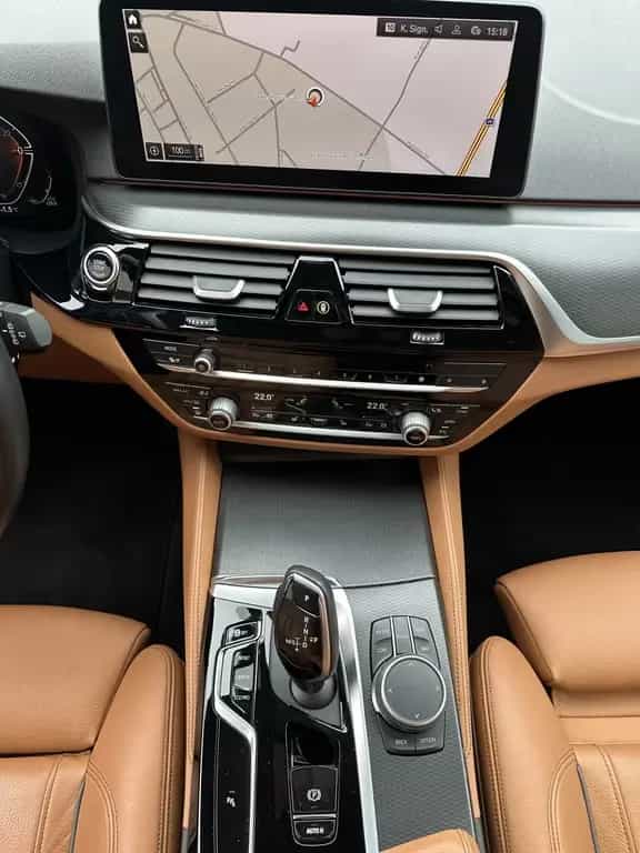 BMW 520 d Touring M-Sport NAV+LED+PANO+ACC+HEAD-UP+PA 11/2022-photo-12