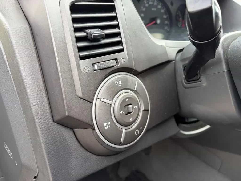 Ssangyong Kyron 2.0 diesel XDI premium 4x4 12/2005-photo-13