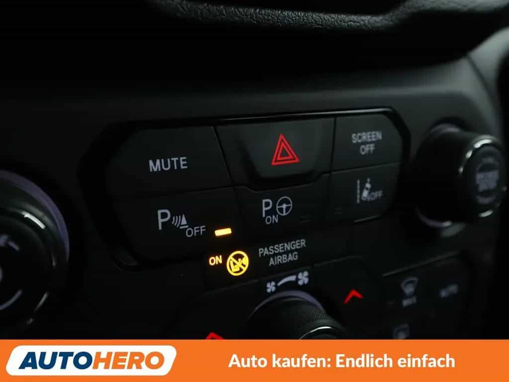 Jeep Renegade 1.4 M-Air Limited FWD Aut*NAVI*ACC*CAM* 07/2018-photo-29