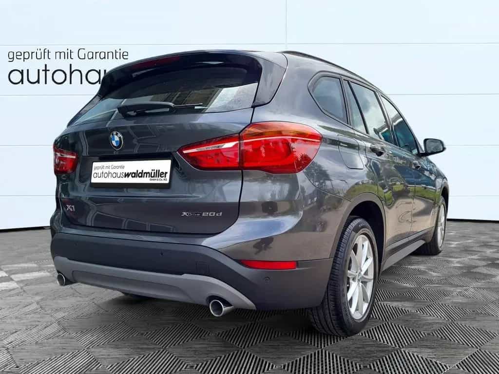 BMW X1 xDrive20d Advantage 07/2018-photo-1