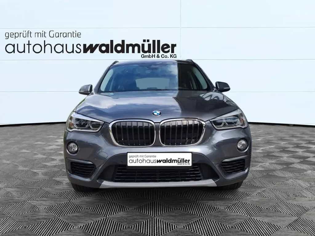 BMW X1 xDrive20d Advantage 07/2018-photo-2