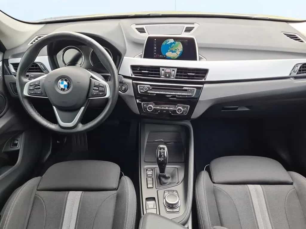 BMW X1 xDrive20d Advantage 07/2018-photo-8
