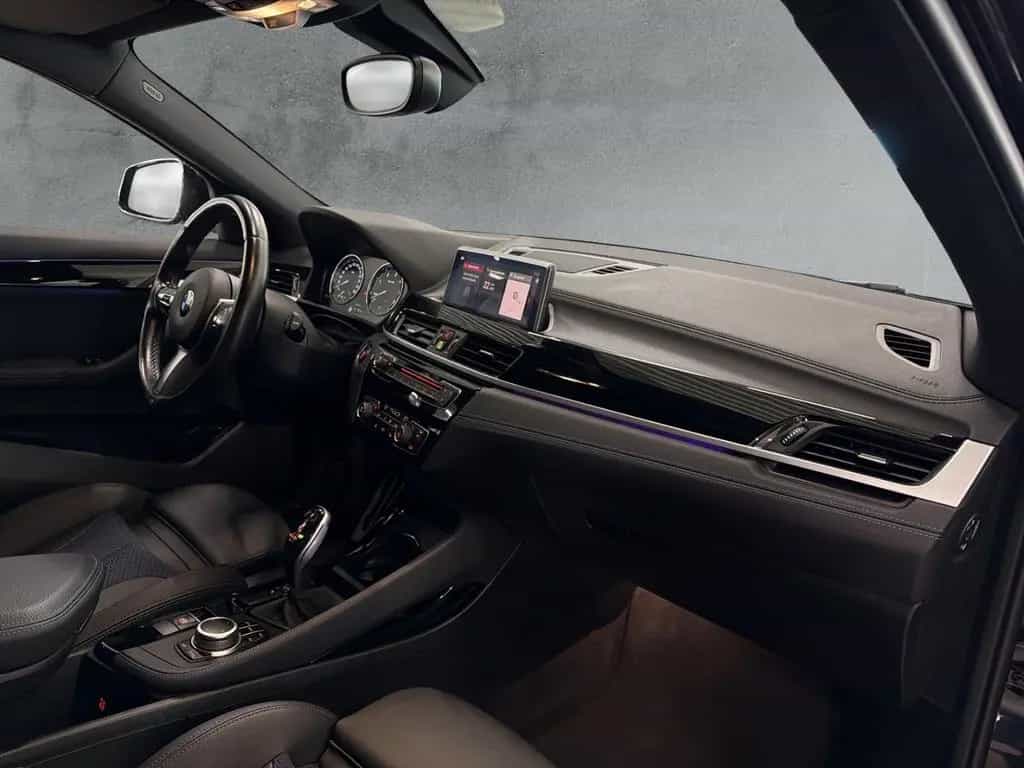 BMW X2 sDrive 18d Sportpaket Navi Soundsystem LED AC 09/2021-photo-11