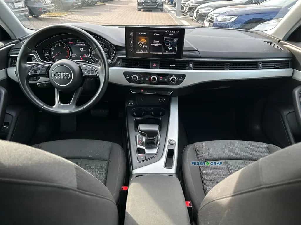 Audi A4 Avant 35 TFSI S tronic NAVI+/PDC+/CarPlay/GRA 09/2022-photo-8