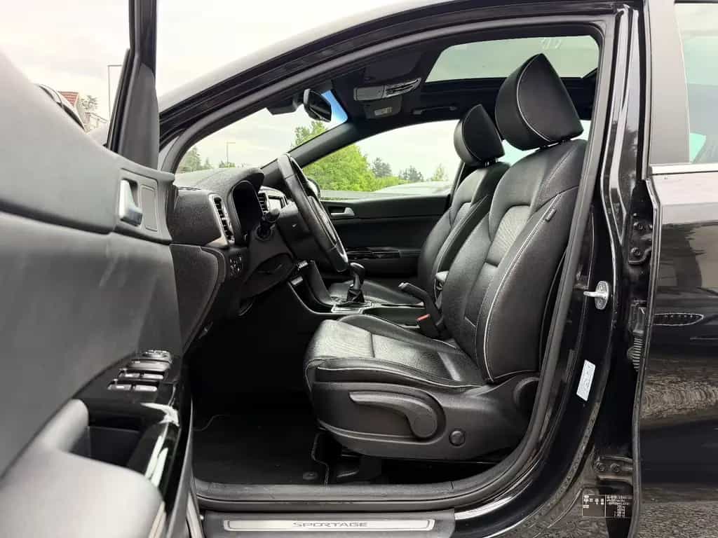 Kia Sportage GT-Line *Panorama*Leder Rkam Unfallfrei 11/2017-photo-11