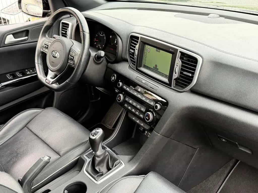 Kia Sportage GT-Line *Panorama*Leder Rkam Unfallfrei 11/2017-photo-32