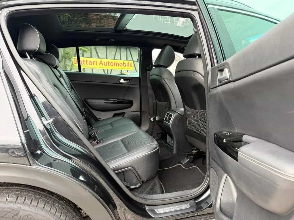 Kia Sportage GT-Line *Panorama*Leder Rkam Unfallfrei 11/2017-photo-35