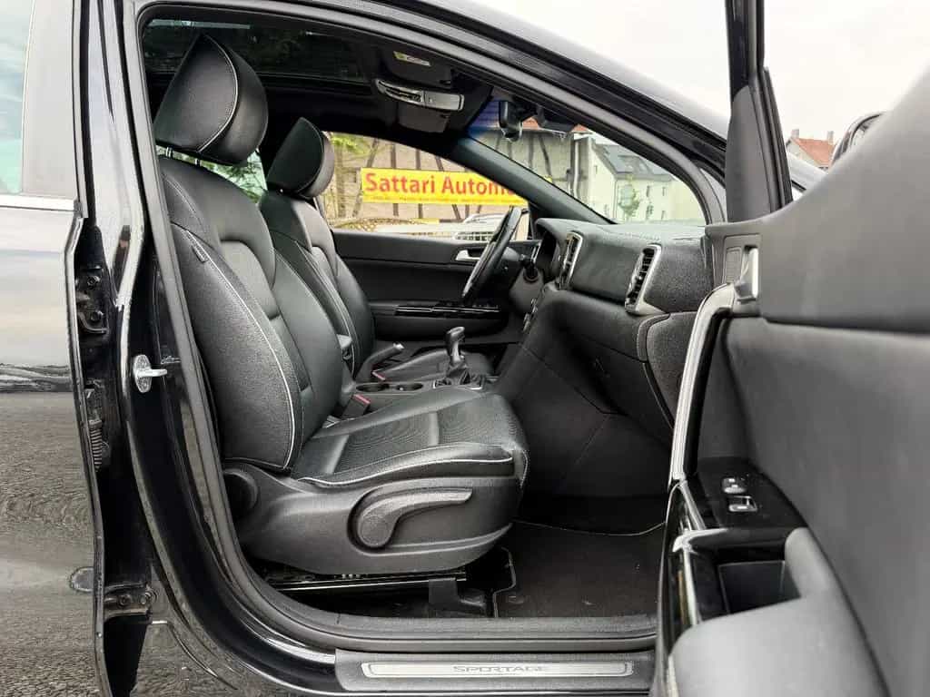 Kia Sportage GT-Line *Panorama*Leder Rkam Unfallfrei 11/2017-photo-39