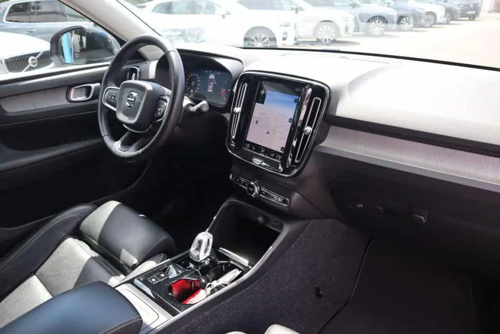 Volvo XC40 D4 AWD Geartronic Inscription|NAVI|BLIS|R-C 05/2020-photo-12