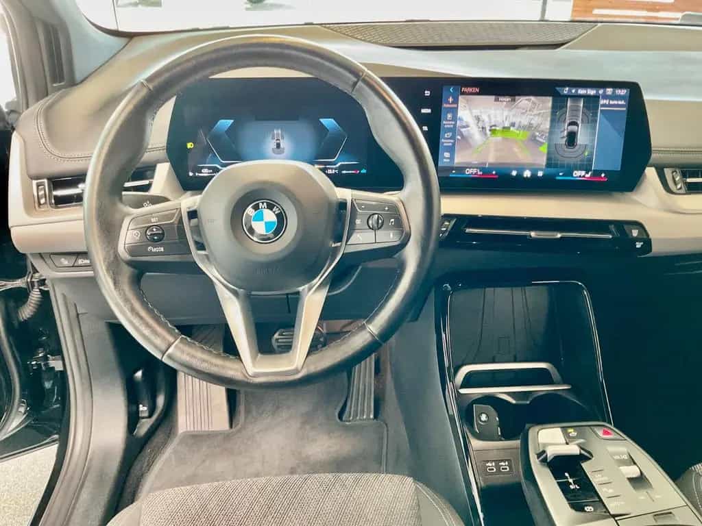 BMW 218 Active Tourer 218i Activ AHK Adaptiv Scheinwerfer Parkassist 06/2024-photo-10
