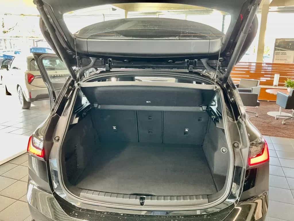BMW 218 Active Tourer 218i Activ AHK Adaptiv Scheinwerfer Parkassist 06/2024-photo-17