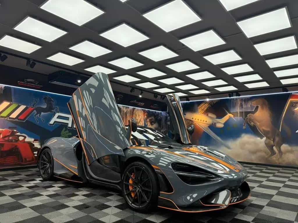 McLaren 765LT Mclaren 765LT (765) 01/2022-photo-2