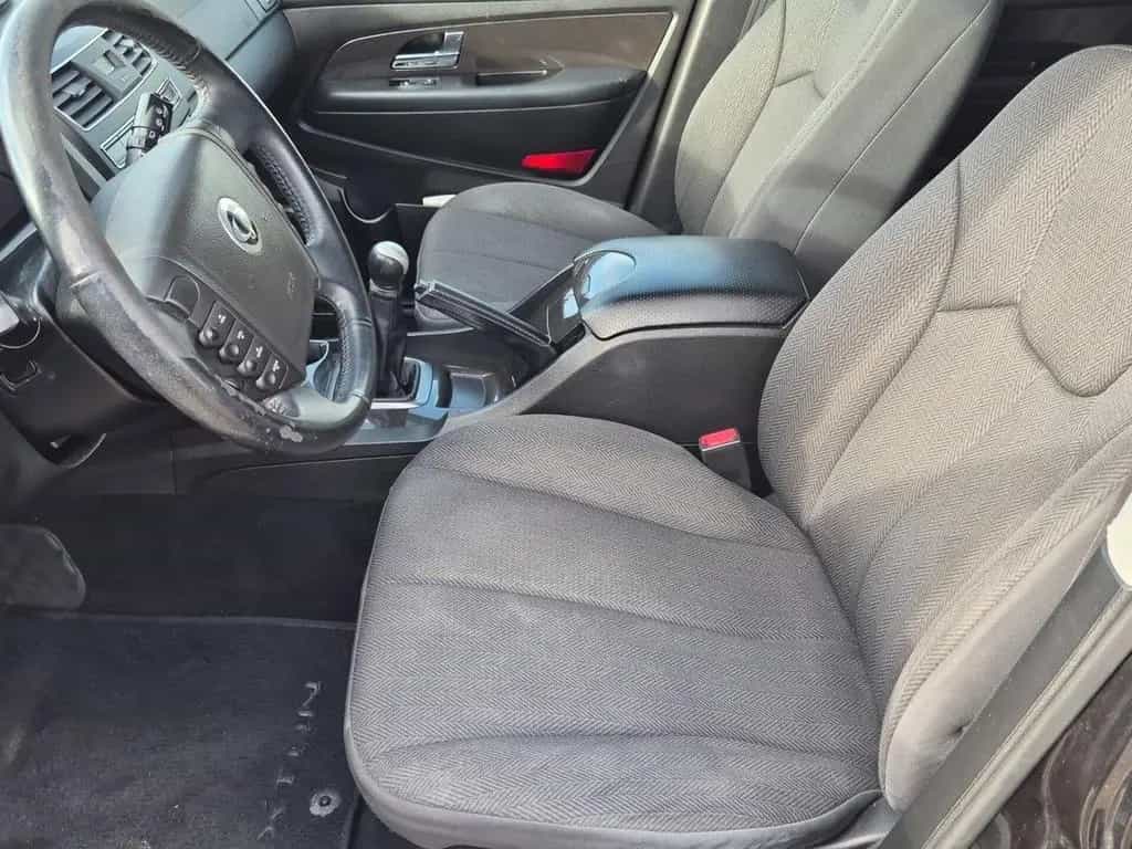 Ssangyong Rexton W 2.0 Xdi 4WD A/T Top 07/2015-photo-10