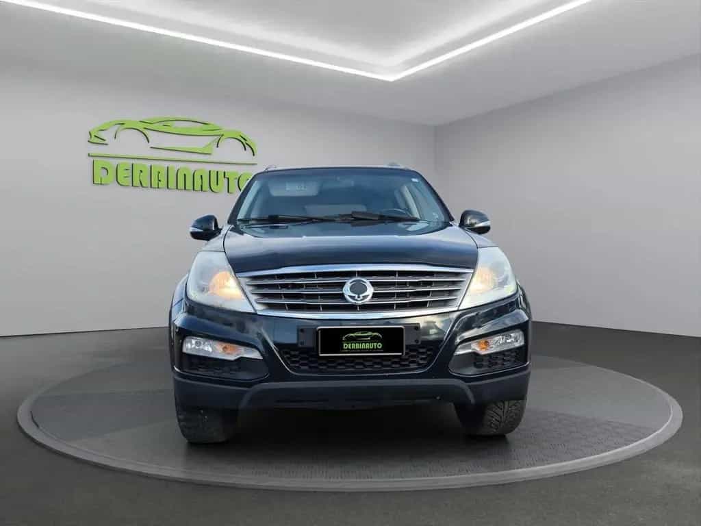 Ssangyong Rexton W 2.0 Xdi 4WD A/T Top 07/2015-photo-2