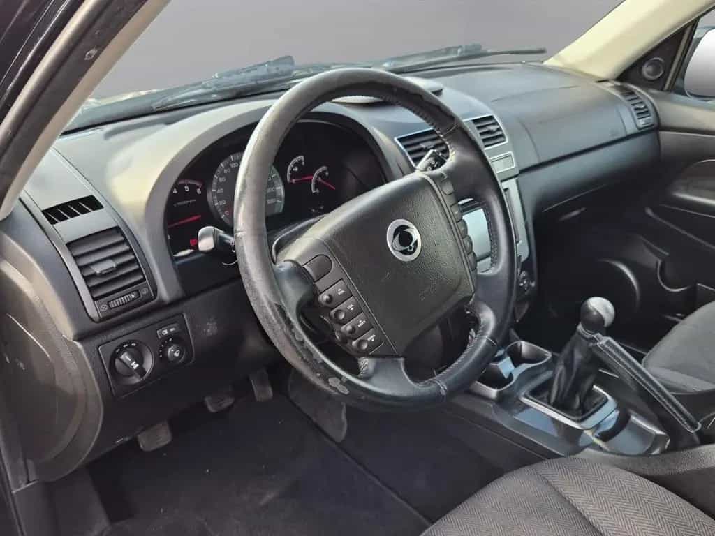 Ssangyong Rexton W 2.0 Xdi 4WD A/T Top 07/2015-photo-9